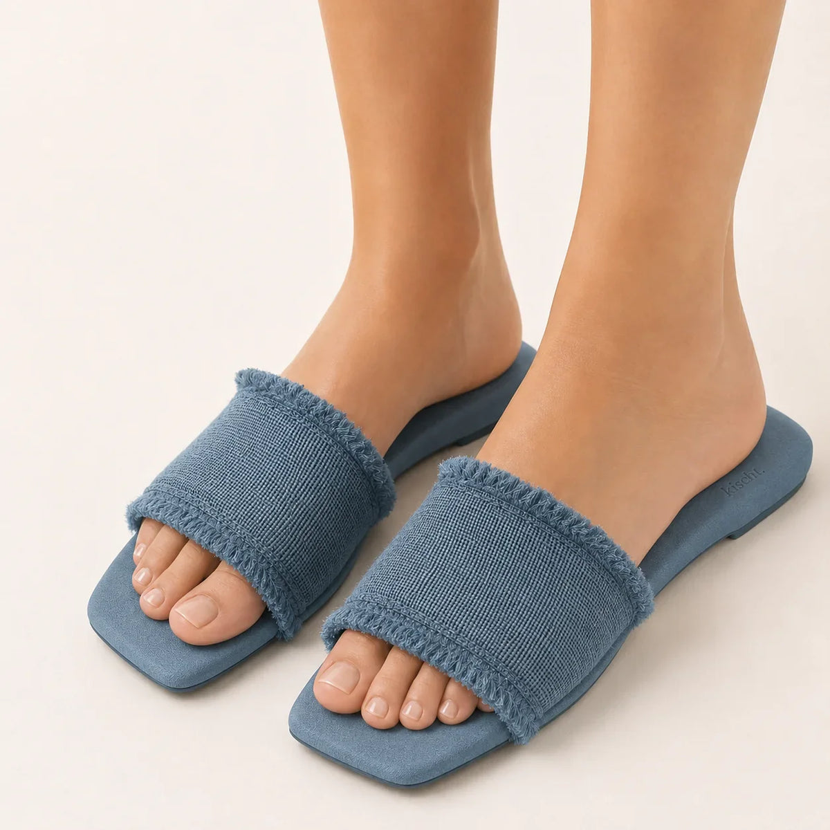 Isla Coastal Slides