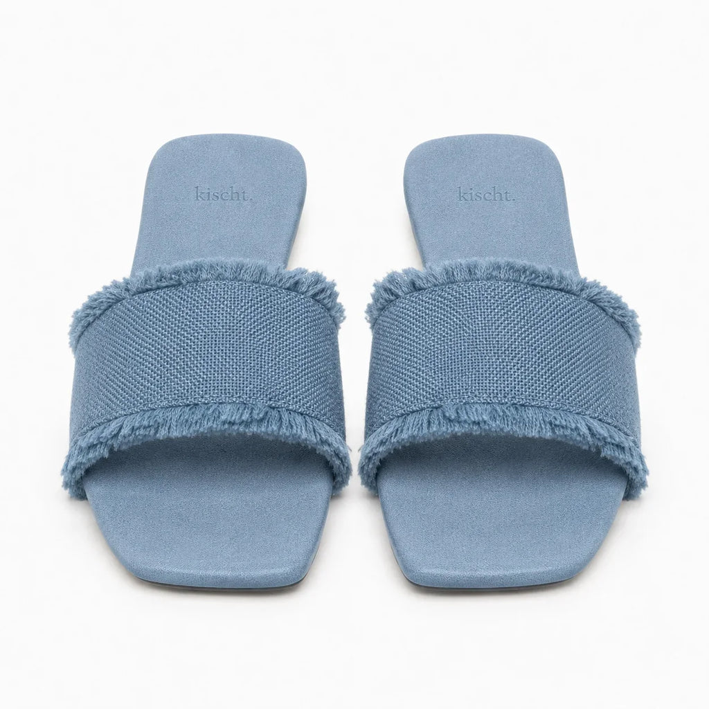Isla Coastal Slides